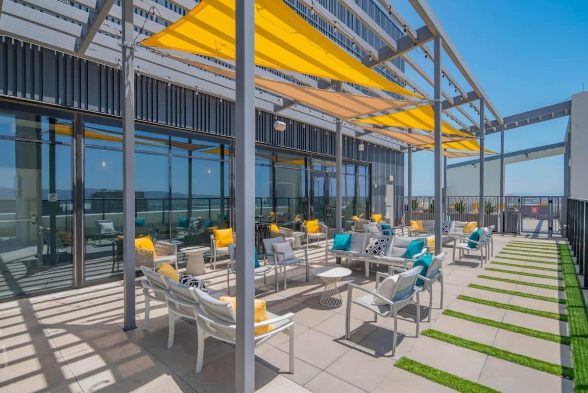 Apartament Detailed 2Bd, Highrise Dt, Pool, Gym, Parking, Sleeps 8 Phoenix Zewnętrze zdjęcie