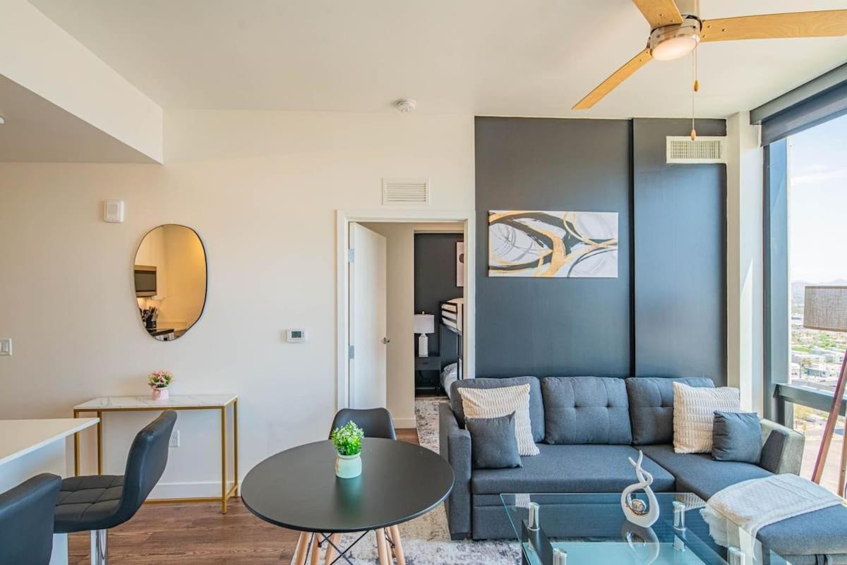 Apartament Detailed 2Bd, Highrise Dt, Pool, Gym, Parking, Sleeps 8 Phoenix Zewnętrze zdjęcie