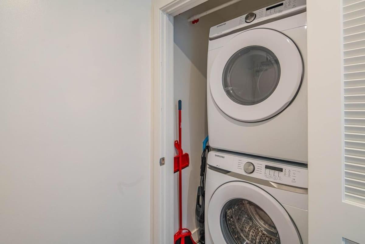 Apartament Detailed 2Bd, Highrise Dt, Pool, Gym, Parking, Sleeps 8 Phoenix Zewnętrze zdjęcie